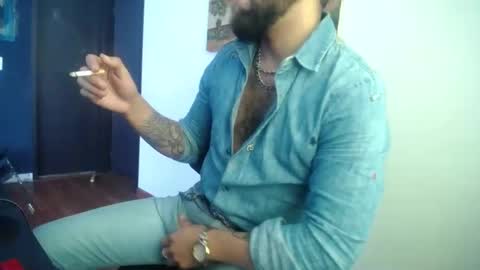 Snapshot of danbury44 chatting on October 6, 2025, 2:58 pm danbury online show from October 6, 2025, 2:58 pm