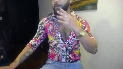 Snapshot of danbury44 chatting on November 11, 2025, 2:44 am danbury online show from November 11, 2025, 2:44 am