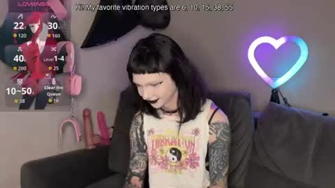 dandelion_sea online show from July 10, 2026, 2:41 pm