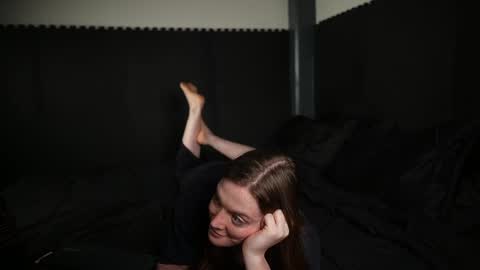 Danger Bones online show from October 4, 2025, 3:48 am