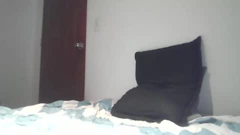 Snapshot of dani3l9905 chatting on October 5, 2025, 4:44 am dani3l9905 online show from October 5, 2025, 4:44 am