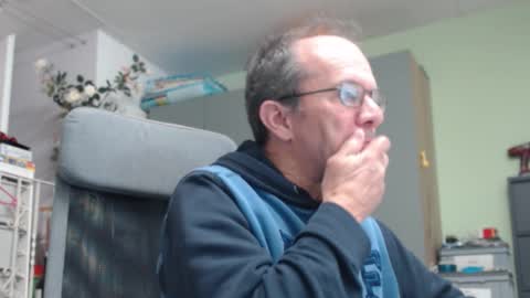 Snapshot of dani_alpina chatting on November 4, 2025, 10:58 am dani_alpina online show from November 4, 2025, 10:58 am