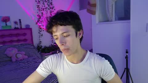 Snapshot of dani_dancer chatting on July 5, 2026, 11:12 pm Dani Dancer online show from July 5, 2026, 11:12 pm
