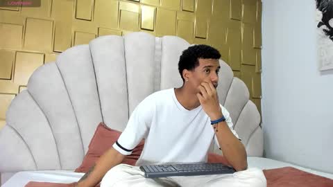 Daniel  online show from October 28, 2025, 3:10 am