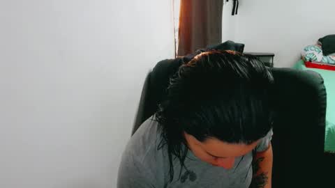 dani y jocelyn online show from November 6, 2025, 6:42 pm