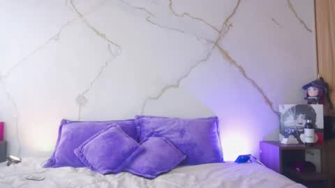 DANI independent model IG online show from March 12, 2026, 5:08 pm