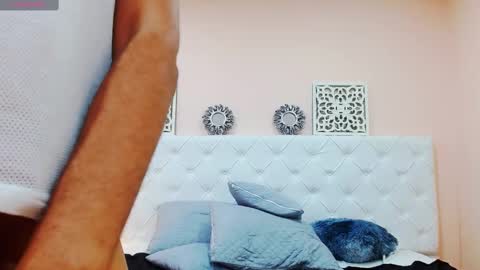 Snapshot of daniel_cohen chatting on January 11, 2025, 1:06 am daniel_cohen online show from January 11, 2025, 1:06 am