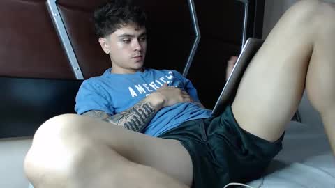 Snapshot of daniel_collins07 chatting on October 12, 2025, 5:17 am daniel_collins07 online show from October 12, 2025, 5:17 am