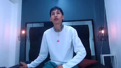 Snapshot of daniel_delux_ chatting on October 8, 2025, 10:57 am Daniel Delux online show from October 8, 2025, 10:57 am