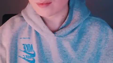daniel_ruis16 online show from June 3, 2026, 10:15 pm