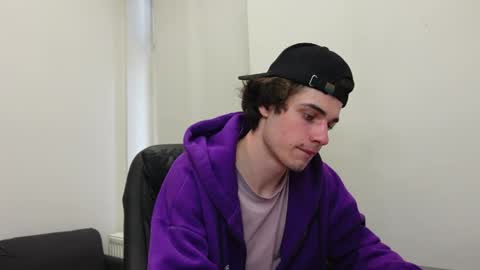 DANIEL SHAWN online show from April 2, 2026, 2:04 pm