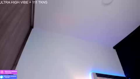 Snapshot of daniela_henaoo chatting on September 22, 2025, 11:18 pm independent model online show from September 22, 2025, 11:18 pm