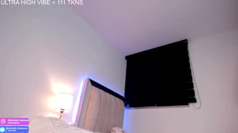 Snapshot of daniela_henaoo chatting on October 8, 2025, 11:13 pm independent model online show from October 8, 2025, 11:13 pm