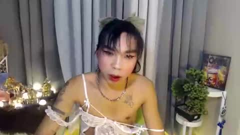 daniela_mondragon online show from February 18, 2026, 11:28 am