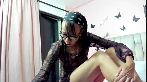 lorena online show from January 4, 2025, 7:44 pm