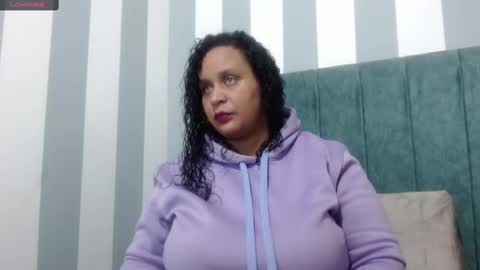 Snapshot of danielaa_a chatting on February 11, 2025, 1:41 pm Daniela online show from February 11, 2025, 1:41 pm