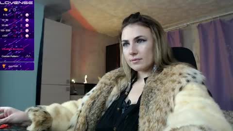 Daniela Cooper online show from February 4, 2025, 5:55 pm