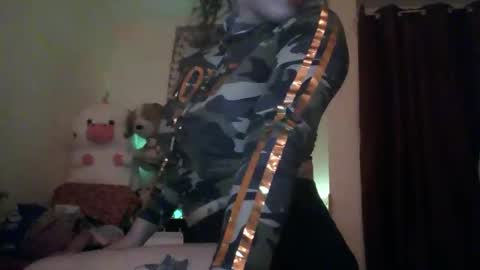 Snapshot of danielatrans662135 chatting on January 19, 2025, 12:38 am DANIELA online show from January 19, 2025, 12:38 am