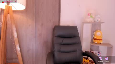 Danielle Rose online show from November 8, 2025, 11:03 pm