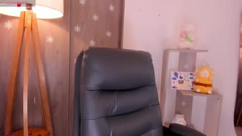 Danielle Rose online show from February 24, 2026, 10:08 pm