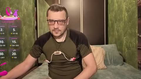 DanieloCool online show from December 4, 2025, 7:17 am