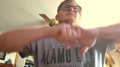 Snapshot of danielp_mod_cb chatting on February 12, 2026, 8:59 pm Daniel y. online show from February 12, 2026, 8:59 pm