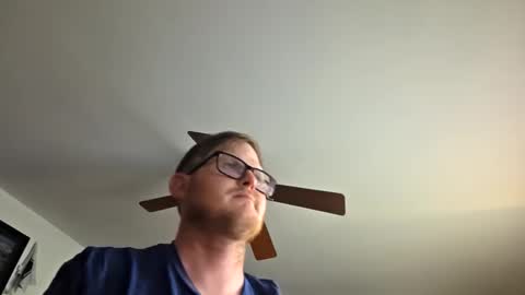 Snapshot of danielp_mod_cb chatting on February 16, 2026, 10:28 pm Daniel y. online show from February 16, 2026, 10:28 pm