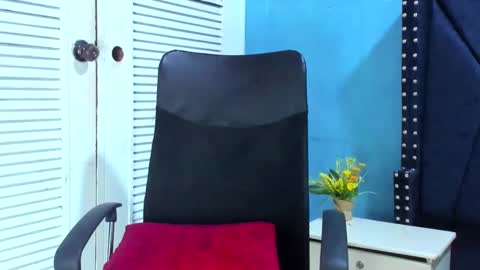 Dani online show from February 18, 2025, 3:53 am