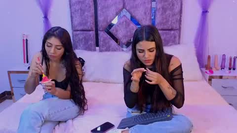 Danilu and Eva online show from September 25, 2025, 8:12 pm