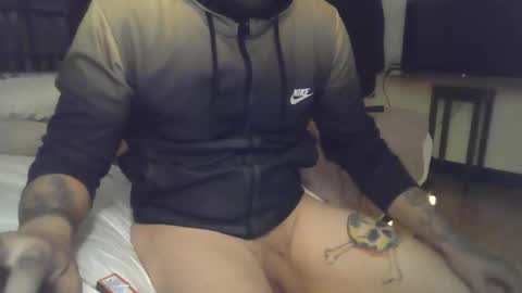 Snapshot of danipeubaix chatting on November 7, 2025, 9:26 pm alex19cm online show from November 7, 2025, 9:26 pm