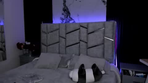 Snapshot of daniphoenixx chatting on September 22, 2025, 2:19 pm Dani Phonenix online show from September 22, 2025, 2:19 pm