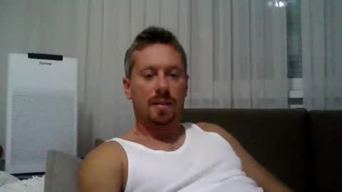 Snapshot of danisami12345 chatting on November 21, 2025, 10:52 pm daniel online show from November 21, 2025, 10:52 pm