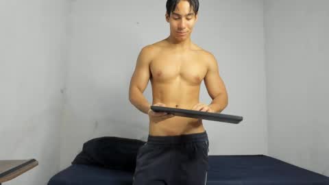 Danisus online show from April 28, 2026, 3:17 pm