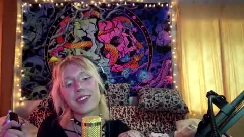 danitavranich online show from August 2, 2026, 1:09 pm