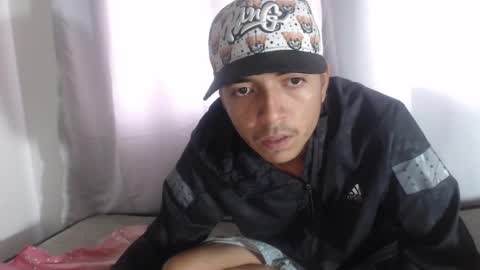 daniel segura online show from November 30, 2025, 2:43 pm