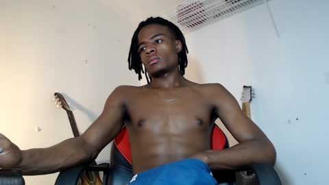 dann_hill_1 online show from January 10, 2025, 2:35 am