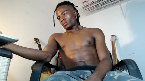 dann_hill_1 online show from February 9, 2025, 12:17 am