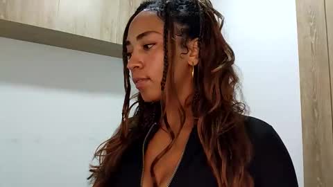 Snapshot of danna__ross chatting on April 28, 2026, 3:44 am Danna Ross online show from April 28, 2026, 3:44 am