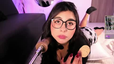 danna_adams1 online show from April 24, 2026, 8:55 pm