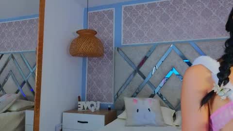 danna_peters online show from April 17, 2026, 8:23 pm