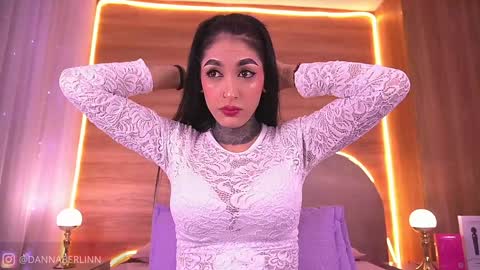 Danna Berlin  online show from February 7, 2026, 7:17 pm