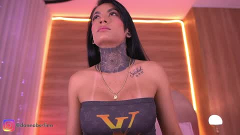 Danna Berlin  online show from April 17, 2026, 7:28 pm