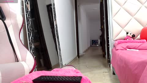 Dannamunoz130 online show from February 4, 2025, 11:49 am