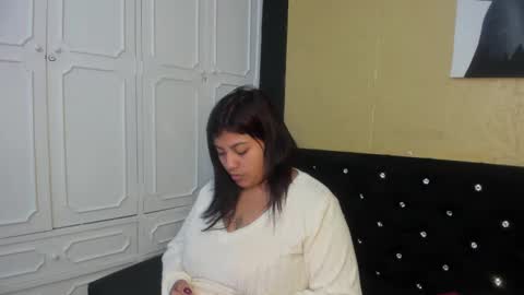 Snapshot of dannagarza chatting on February 11, 2025, 4:44 am Danna Garza online show from February 11, 2025, 4:44 am