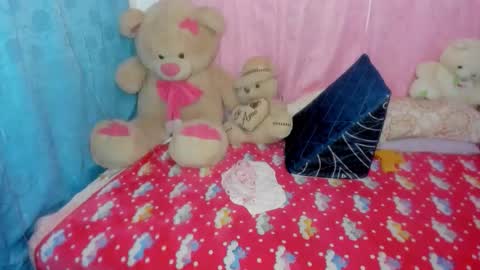 Snapshot of dannajeins chatting on December 14, 2025, 1:27 pm Danna Sofia jeins online show from December 14, 2025, 1:27 pm