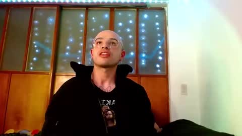 Snapshot of dannihotboy02 chatting on February 11, 2026, 2:49 am danni online show from February 11, 2026, 2:49 am