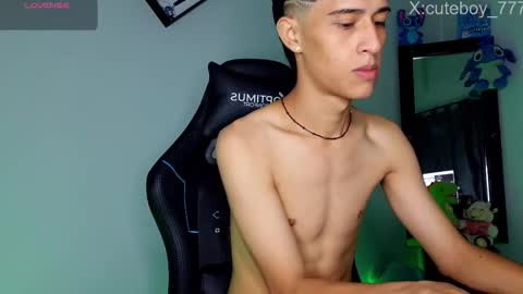 Danny online show from November 2, 2025, 1:24 pm