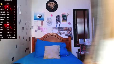 phantom555 online show from November 18, 2025, 6:34 pm