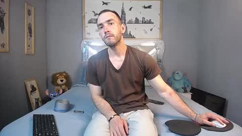 Danny and Alex online show from September 28, 2025, 8:20 am