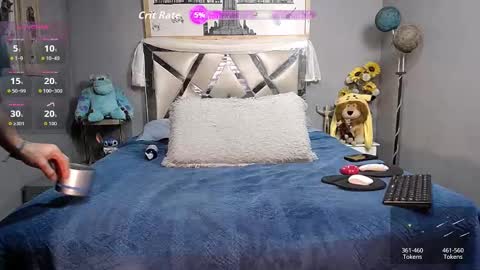 Danny and Alex online show from December 15, 2025, 4:50 am